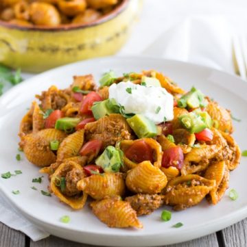 Cheesy Taco Pasta Shells- thaicaliente.com